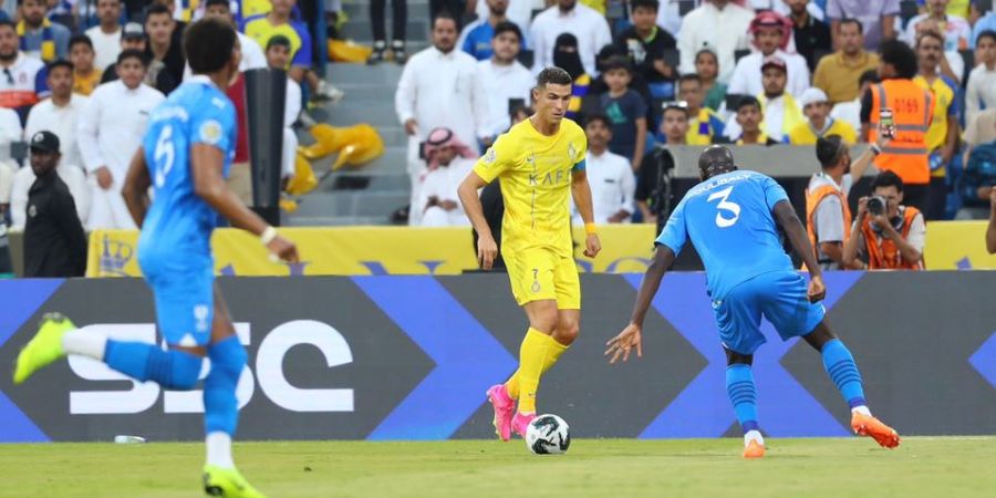 Cristiano Ronaldo Catat Sejarah Sambil Nangis di Bangku Cadangan, Al Nassr Raih Trofi Pertama