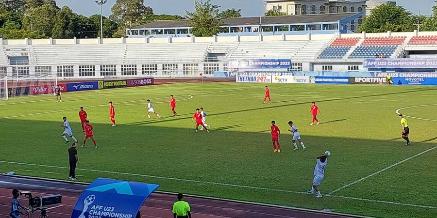 Hasil Piala AFF U-23 2023 - Laos Imbangi Filipina, Diwarnai Gol dari Lemparan Jarak Jauh seperti Pratama Arhan dan Gesekan Berujung Kartu Merah