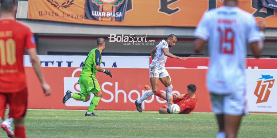 Andritany Ungkap Alasan Pilih Maju dari Gawang Hingga Persija Kejebolan dari Striker Arema FC