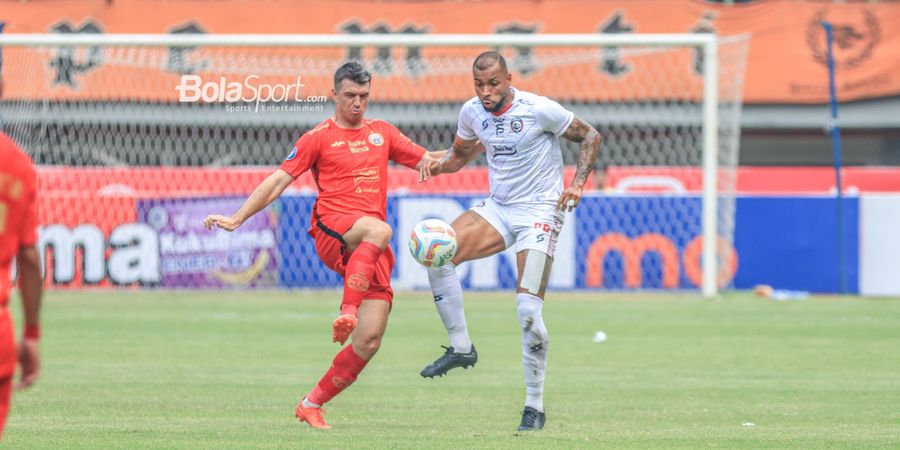 Hasil Liga 1 - Diwarnai Kartu Merah, Brace Gustavo Almeida Bawa Arema FC Imbangi Persija