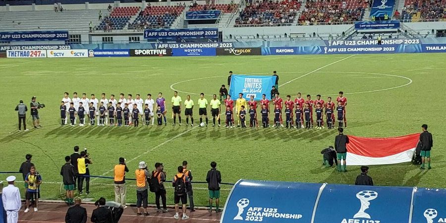 Babak I Final Piala AFF U-23 2023 - Ernando Ari Tepis Sepakan Penalti, Timnas U-23 Indonesia Vs Vietnam Tanpa Gol