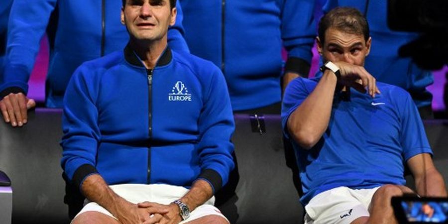 SEJARAH HARI INI - Berduet dan Nangis Bareng Rival Abadi, Roger Federer Mainkan Laga Terakhir