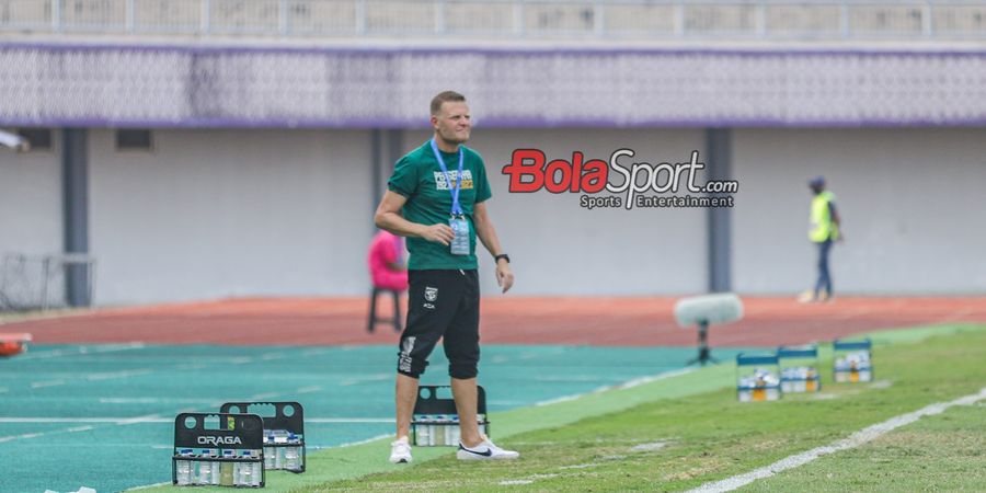 RESMI - Persebaya Depak Josep Gombau dari Posisi Pelatih Kepala