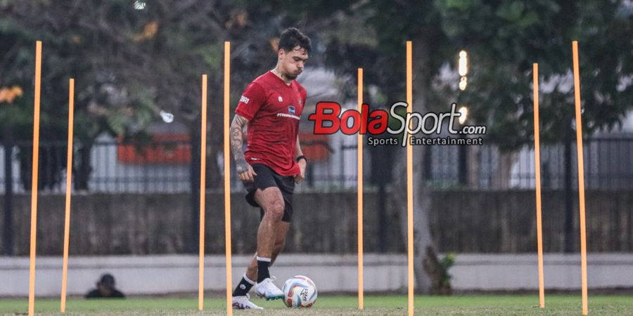 Ibu Sakit, Shayne Pattynama Tinggalkan TC Timnas Indonesia dan Pulang ke Belanda