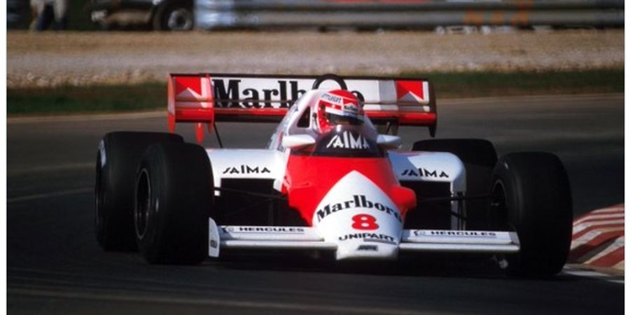 SEJARAH HARI INI - Niki Lauda Jadi Juara Dunia F1 Cuma Unggul 0,5 Poin