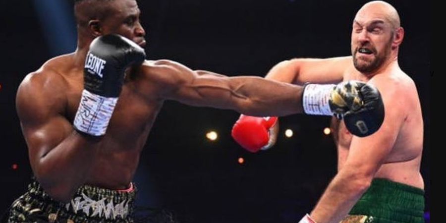 Dahlah Gak Paham Lagi dengan WBC, Francis Ngannou Masuk Ranking Itu Ngaco
