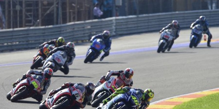 SEJARAH HARI INI - Salip 21 Pembalap, Valentino Rossi Tetap Gigit Jari 