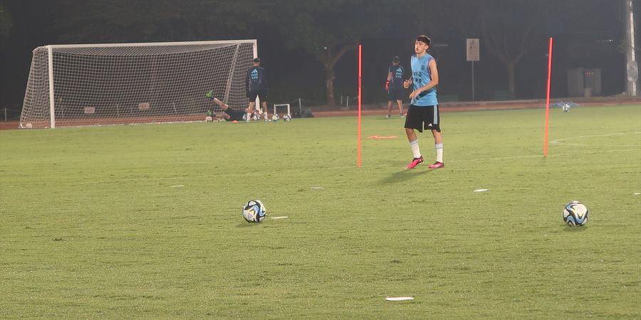 Piala Dunia U-17 2023 - 1 Adik Kelas Lionel Messi Latihan Sendiri, Timnas U-17 Argentina Tak Lengkap