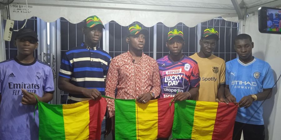 Piala Dunia U-17 2023 - Sisi Lain Antusiasme Suporter Mali, Rela Sewa Dua Bus Langsung Menuju Solo demi Dukung Negaranya