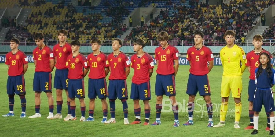 Piala Dunia U-17 2023 - Tak Peduli Rumput Licin, Spanyol Semangat Libas Jerman