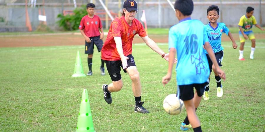 Injak Usia ke-46, Sinergi dengan Borneo FC Diharapkan Mampu Lahirkan Bakat Level Dunia