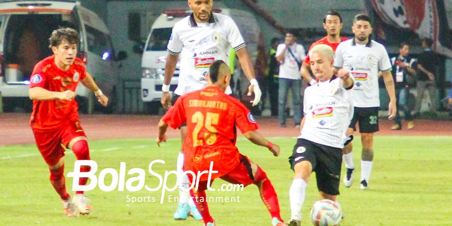 Hasil Liga 1 - Persija Kalahkan PSS Berkat Hadiah Penalti dari Wasit Jepang