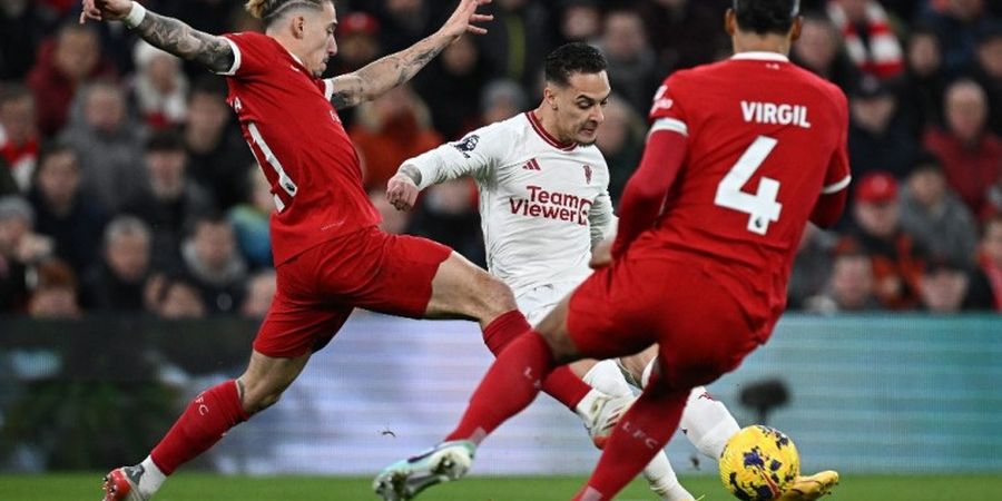 Sebut Man United Main Sepak Bola Negatif di Kandang Liverpool, Van Dijk Dirujak Eks Kapten Tergalak Setan Merah