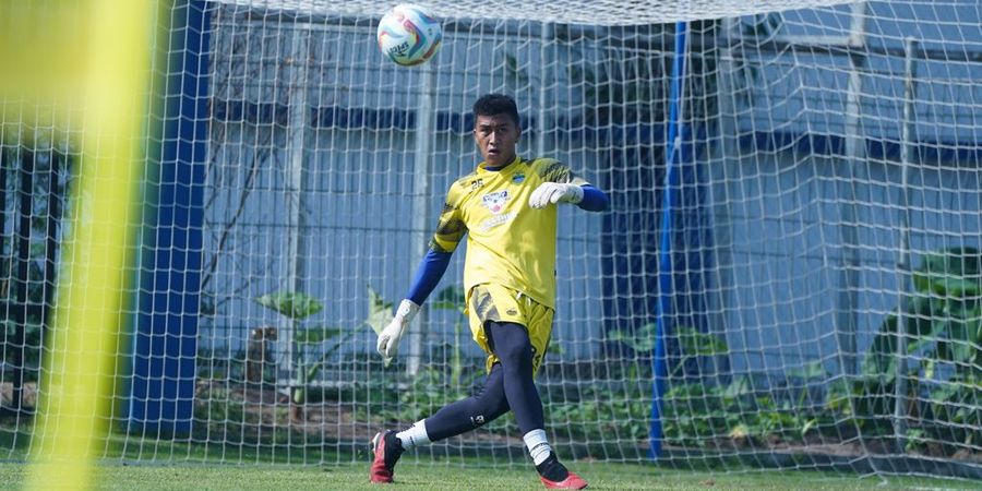 Lebaran Tiba, Kiper Persib Kontrol Diri dari Godaan Opor Ayam