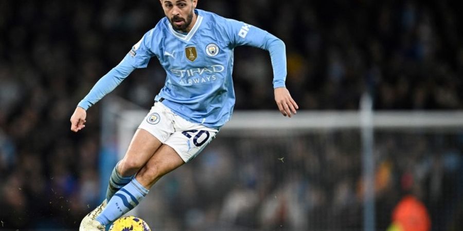 Viral Freekick Aneh Bintang Man City, Pep Guardiola sampai Jongkok