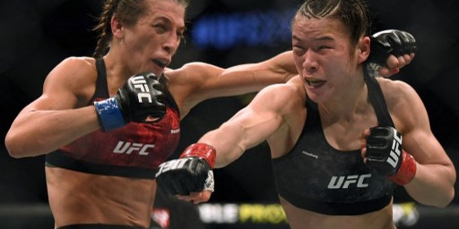 SEJARAH HARI INI - Jagoan UFC Asal China Berjaya dalam Duel Perempuan Paling Hebat di MMA