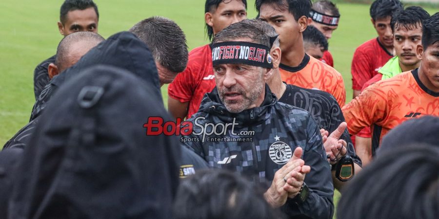 Bukan Suporter, Ada Satu Keluhan Thomas Doll Jelang Laga Persib Vs Persija