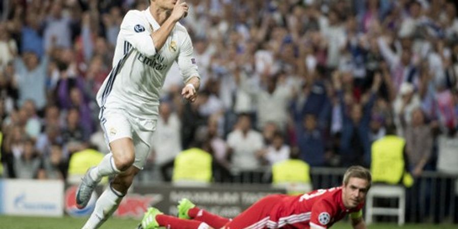 SEJARAH HARI INI - Cristiano Ronaldo Menggila, Tembus 100 Gol di Liga Champions