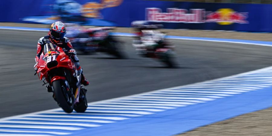 MotoGP Spanyol 2024 - Kata Pedrosa Lihat Acosta yang Hilang Keberanian di Hari Pertama