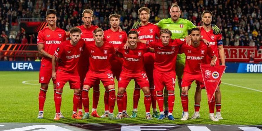 Gawang FC Twente Dijebol 2 Bintang Asia, Mees Hilgers Alami Kekalahan Sebelum Gabung Timnas Indonesia