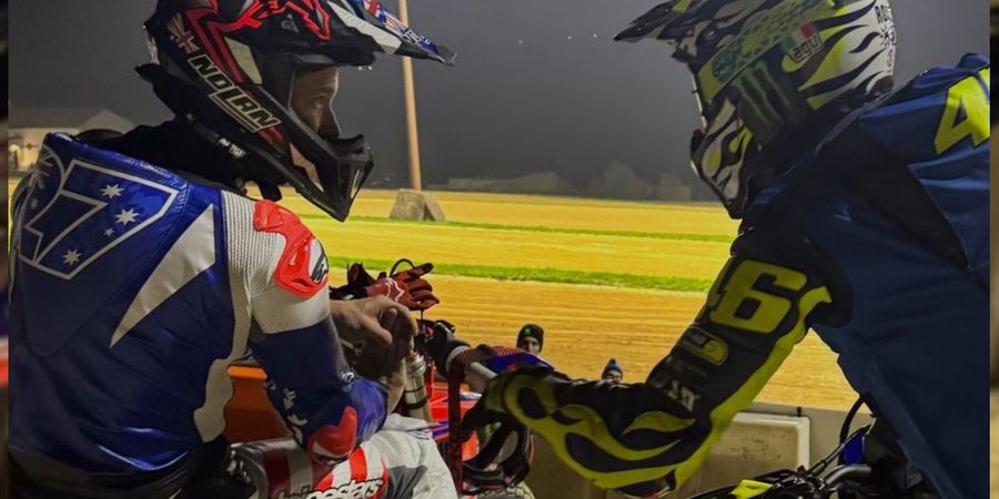 Bikin Adem, Akurnya Casey Stoner dan Valentino Rossi Saat Balapan Bareng Lagi di Motor Ranch VR46