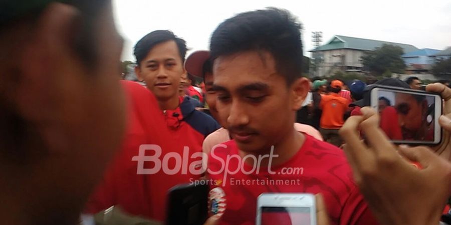 The Jakmania Antusias Menyaksikan Latihan Perdana Persija Jakarta