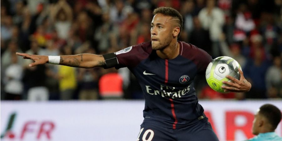 Video Tendangan Sudut Memukau Neymar yang Buat Warganet Heboh