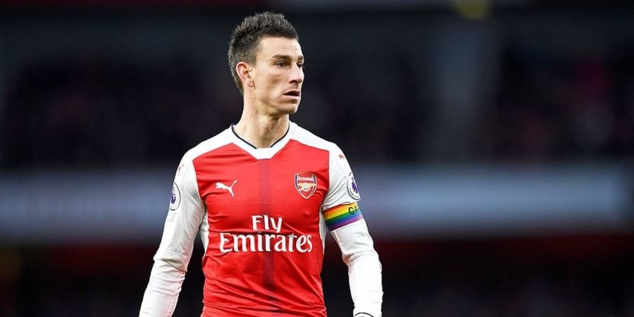 Dikaitkan dengan Klub Favorit Masa Kecil, Koscielny Bingung