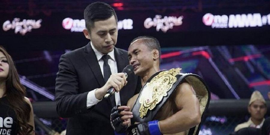 Gunawan Jadi Juara Baru Kelas Straw Putra One Pride MMA Indonesia