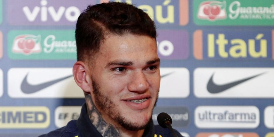 Ederson Moraes Sang Penakluk Lini Serang 2,4 Miliar Manchester United