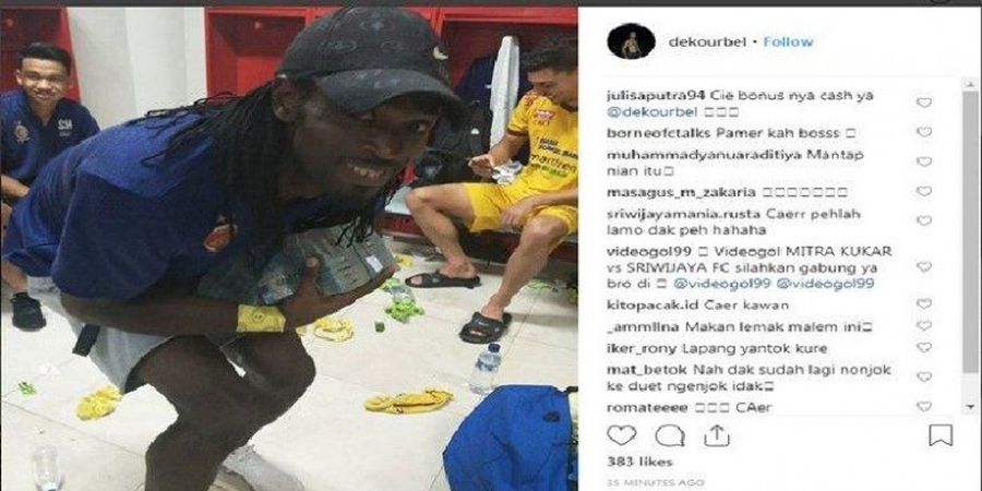 Pemain Sriwijaya FC Pamer Tumpukan Uang Usai Kalahkan Mitra Kukar