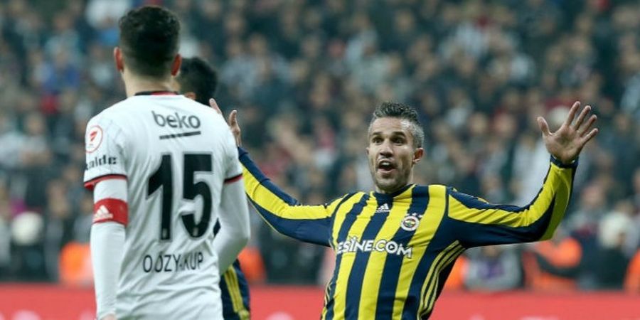 Fans Fenerbahce Panaskan Rumor Persib Ingin Rekrut Van Persie