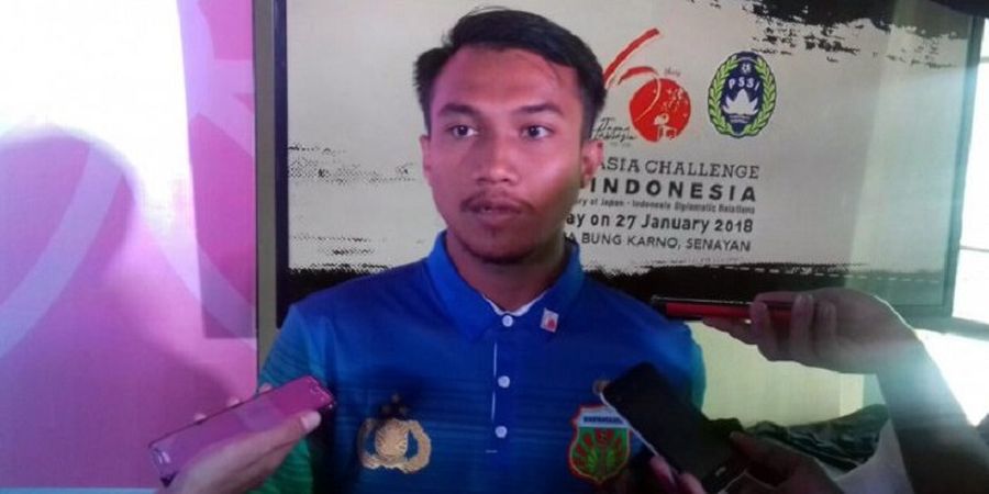 Gelandang Bhayangkara FC Hargianto Bantu Istri Masak Selama di Rumah