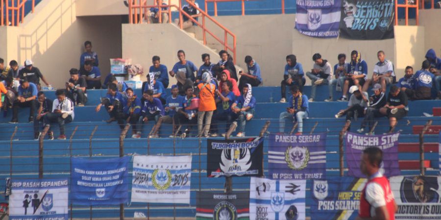 Hari Kerja Bukan Halangan Suporter PSIS Semarang Datang ke Daerah Istimewa Yogyakarta