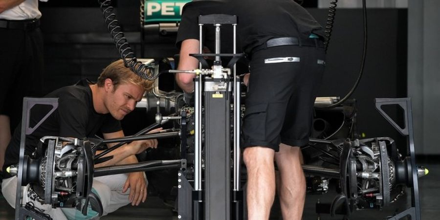 Rosberg Kalahkan Hamilton pada Sesi Pembuka GP Malaysia