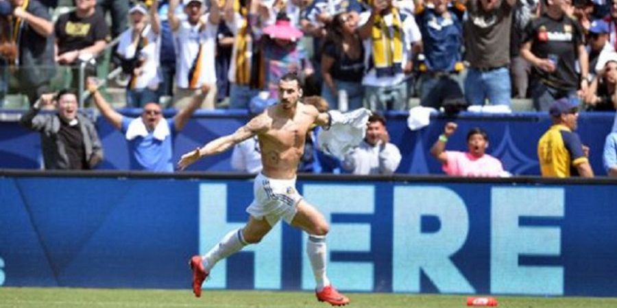 Super Keren! Aksi Gol Debut Zlatan Ibrahimovic Disoroti oleh Legenda Pesepak Bola Dunia