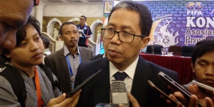 Regulasi Liga 1 Tak Sejalan, PSSI Konsultasi ke FIFA