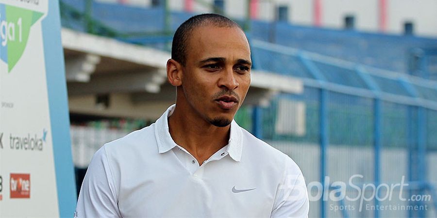 Peter Odemwingie Minta Madura United Tak Pakai Namanya untuk Menjelekkan Sepak Bola Indonesia