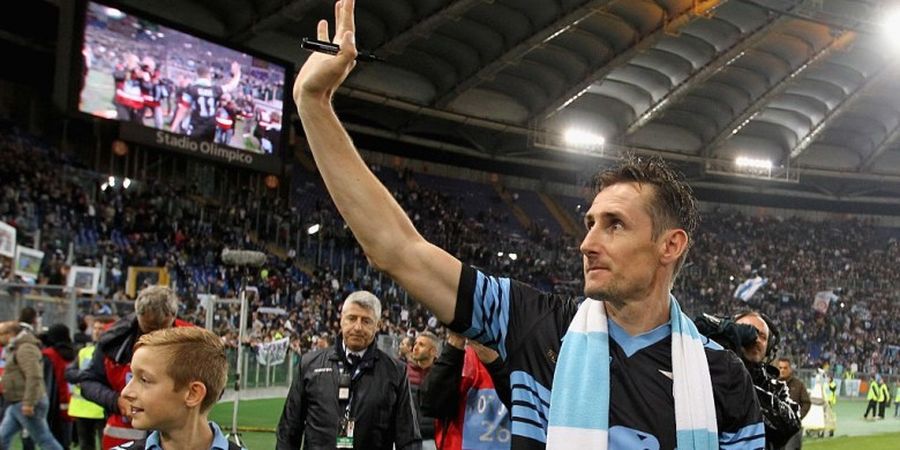 Resmi Gantung Sepatu, Miroslav Klose Siap Jadi Anak Buah Joachim Loew 