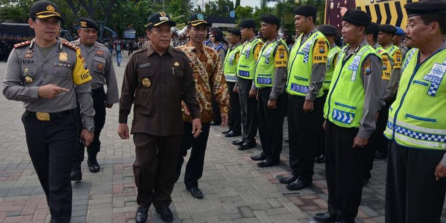 Diminta Buatkan Patung untuk Choirul Huda, Ini Tanggapan Bupati Lamongan