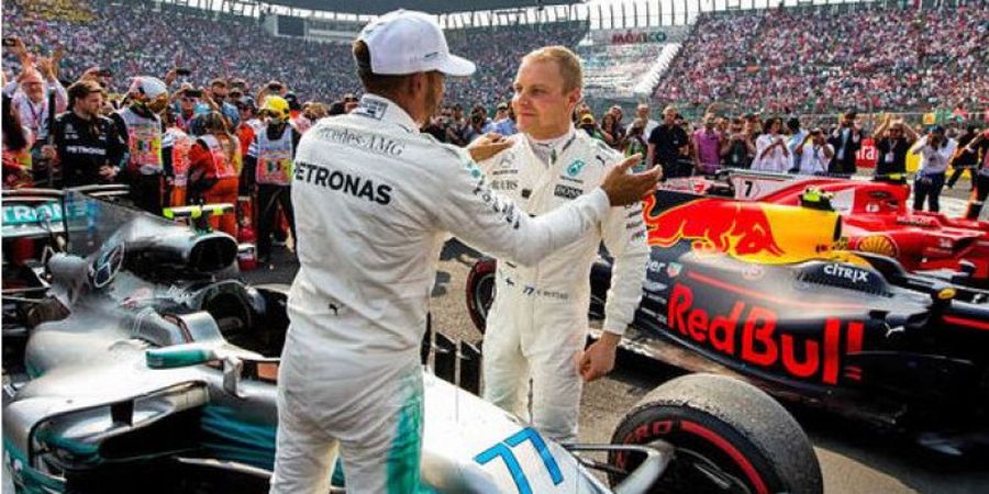 Lewis Hamilton Buat Pengakuan Mengejutkan tentang Rekan Satu Timnya 