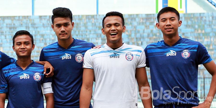 Stok Kiper Berkurang, Arema FC Siap Orbitkan Kiper Arema FC U-19