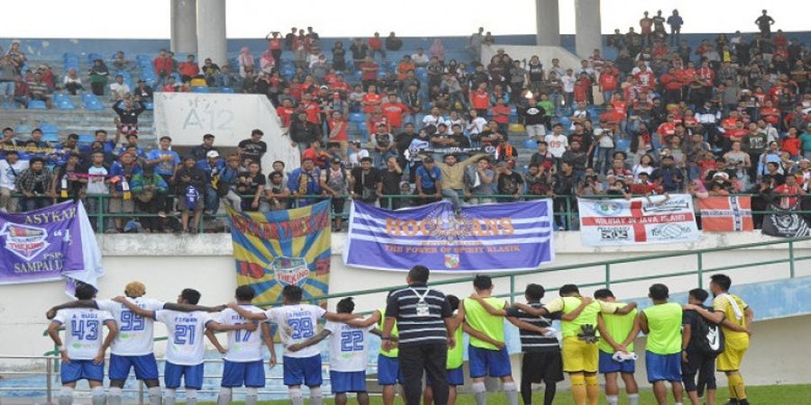 Persis Solo Vs PSPS Riau -  Salut! Di Tengah Perbedaan, Pasoepati dan Curva Nord Tunjukkan Ini