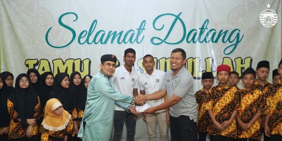 Jelang Laga Lawan Persela Lamongan, Persija Jakarta Berbagi Kasih di Bulan Ramadhan