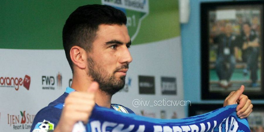 Keuntungan yang Didapat Arema FC Setelah Ikat Kapten Timnas Turkmenistan