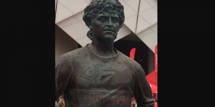 Seorang Fan Timnas Inggris Meminta Maaf Usai Lakukan Aksi Vandalisme di Stadion Spartak