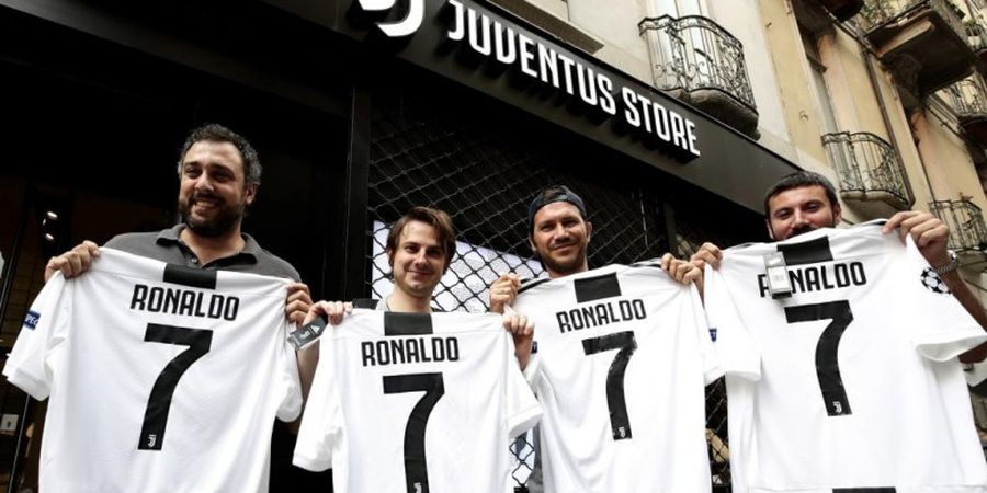 Telanjur Beli Kostum Ronaldo di Madrid? Begini Cara Mengubahnya Jadi Jersey Juventus