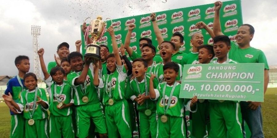 Tanpa Pemain SSB, Anak-Anak Lembang Juara di Stadion Siliwangi