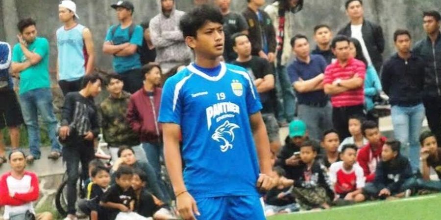 Djadjang Nurdjaman Pusing Jelang Persib Dijamu PS TNI