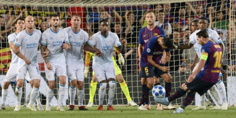 Tendangan Bebas Lionel Messi Singkirkan Captain Marvel